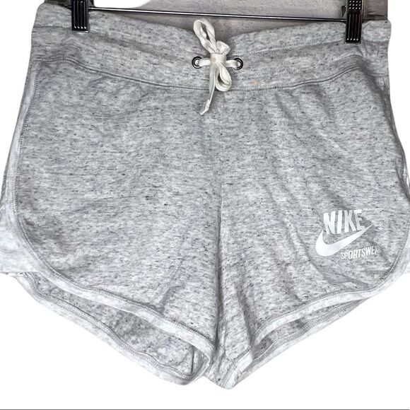 Nike Sportswear Drawstring‎ Shorts - Picture 1 of 7